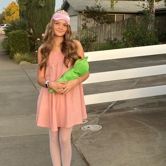 Disney Store Exclusive Pixar Peas in a Pod Plushie - Picture 5 of 5